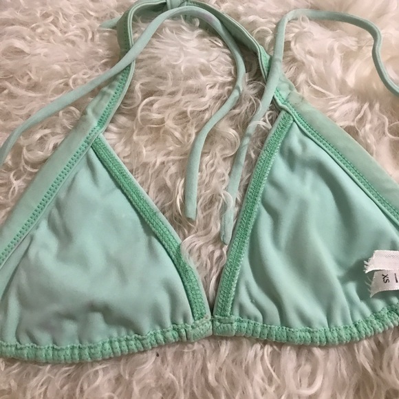 Indah Triangle Bikini Top‎ - Picture 4 of 6